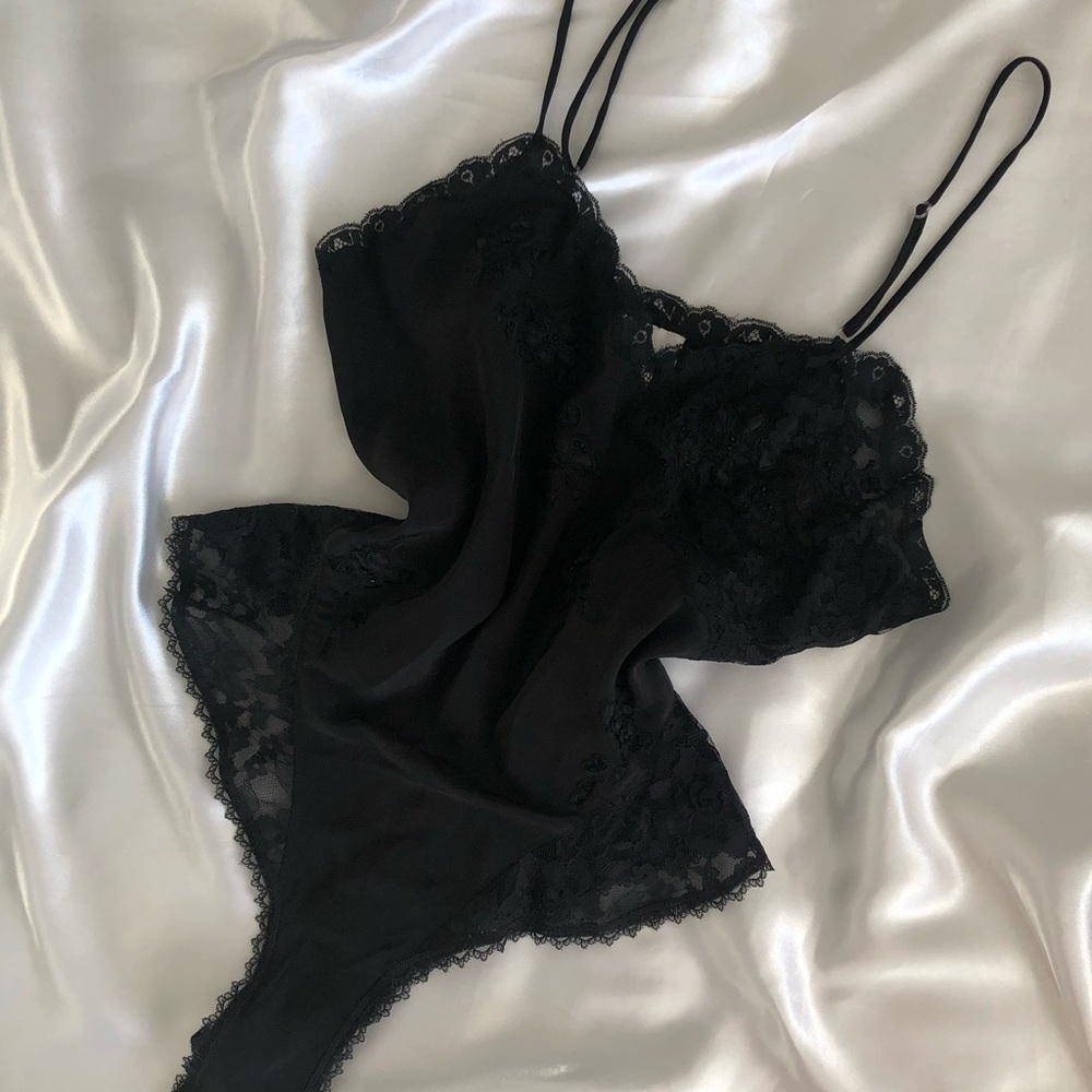 Vintage Style Embroidered Lace Bodysuit